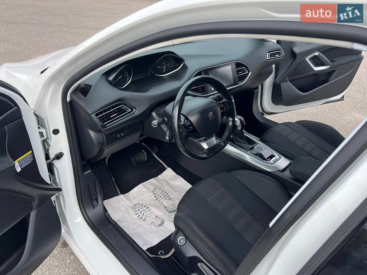 2015 Peugeot 308 - мініатюра 8