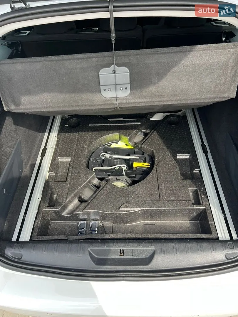 2015 Peugeot 308 - мініатюра 11