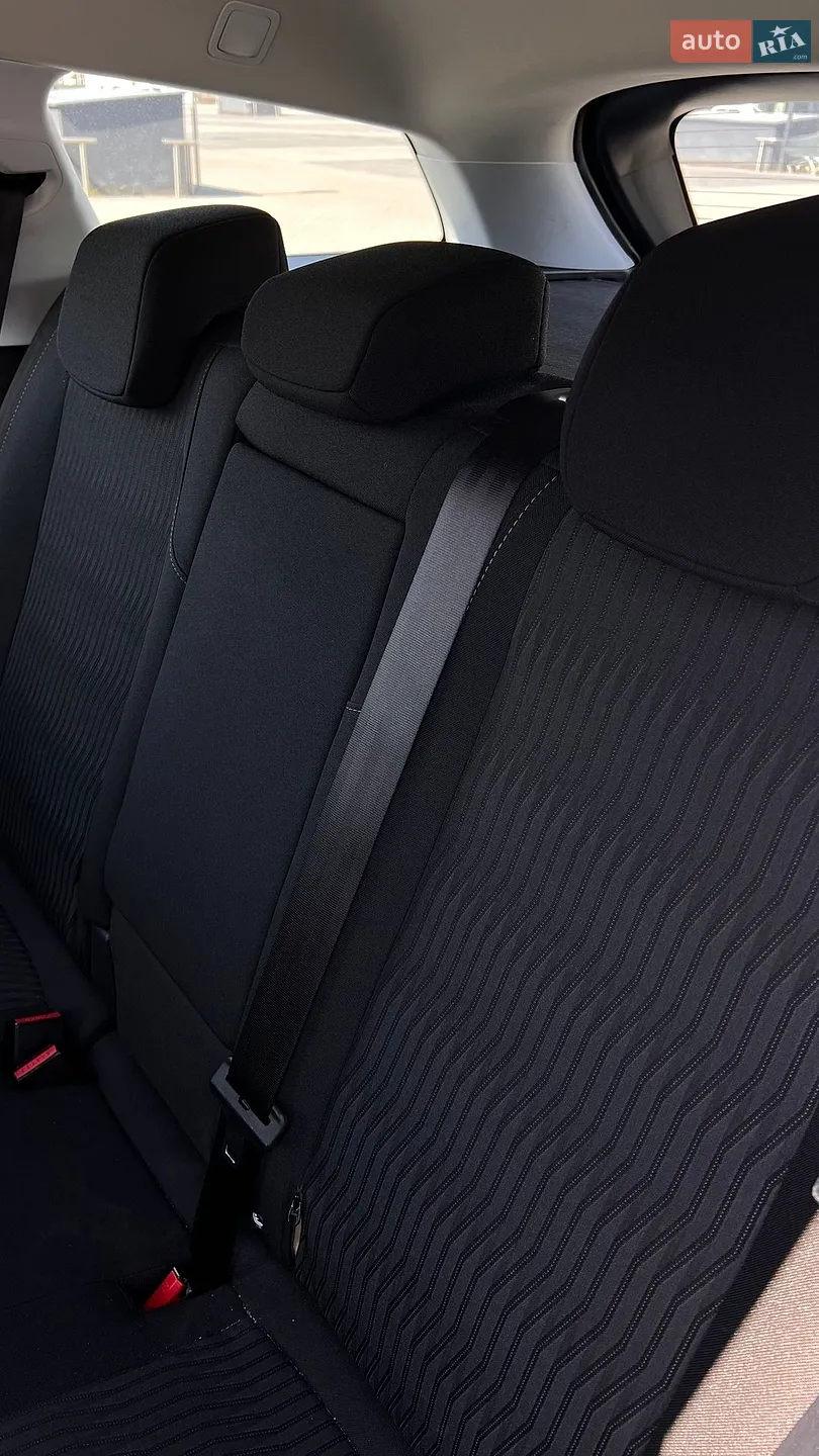 2015 Peugeot 308 - мініатюра 18