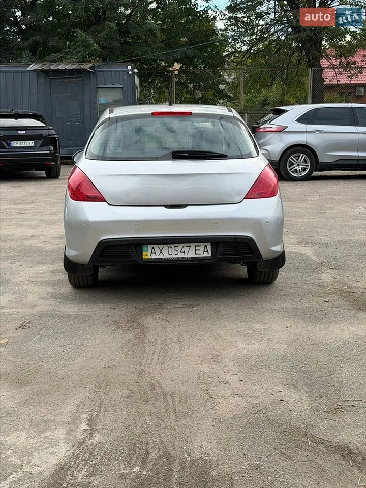 Хетчбек Peugeot 308 2012 в Харкові фото 3