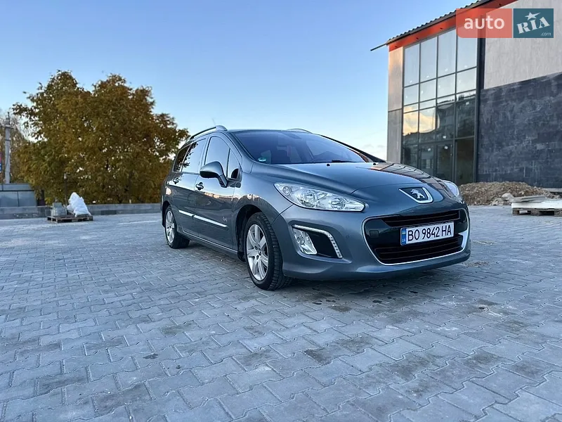 Peugeot 308