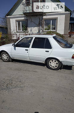 Хетчбек Peugeot 309 1987 в Новограді-Волинському