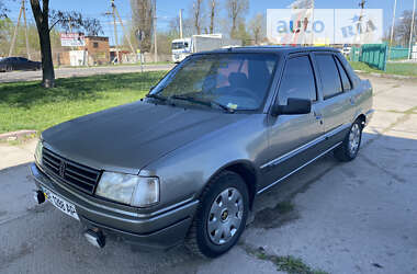 Хэтчбек Peugeot 309 1986 в Первомайске