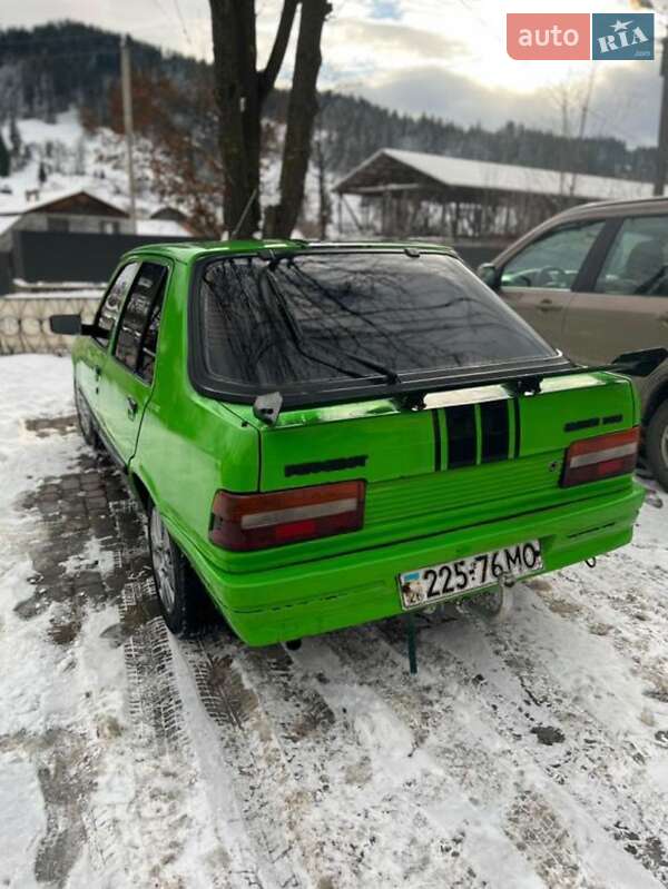 Хетчбек Peugeot 309 1989 в Верховині