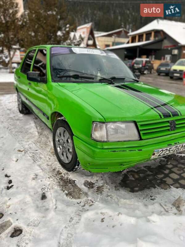 Хетчбек Peugeot 309 1989 в Верховині