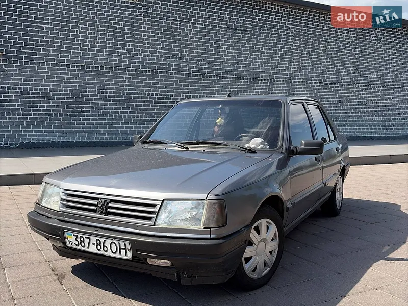 Peugeot 309 1986