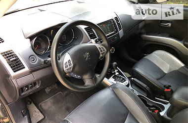 Внедорожник / Кроссовер Peugeot 4007 2011 в Ровно