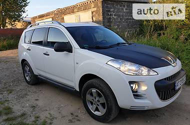 Внедорожник / Кроссовер Peugeot 4007 2011 в Калуше