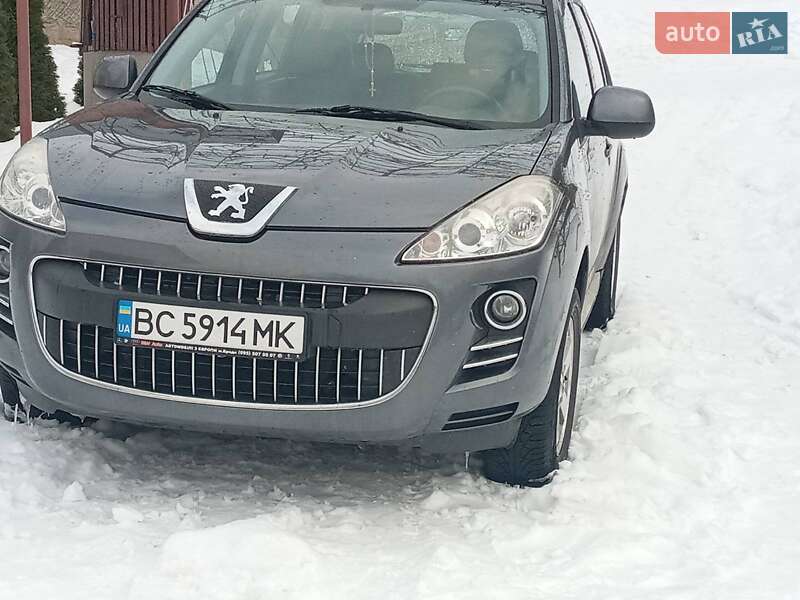 Внедорожник / Кроссовер Peugeot 4007 2008 в Хусте