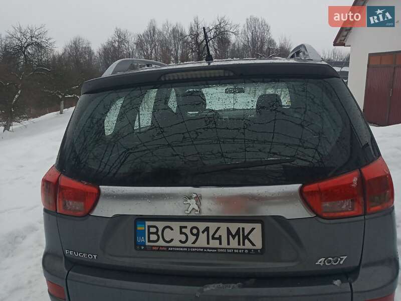 Внедорожник / Кроссовер Peugeot 4007 2008 в Хусте