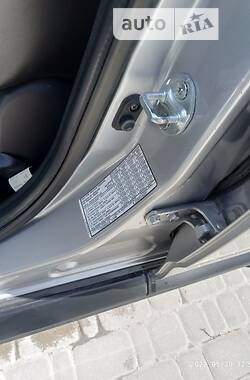 Внедорожник / Кроссовер Peugeot 4007 2008 в 