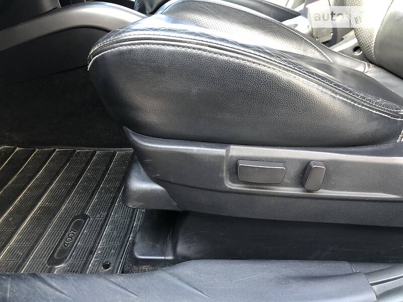 Внедорожник / Кроссовер Peugeot 4007 2008 в Ивано-Франковске