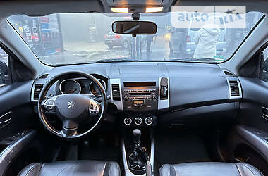 Позашляховик / Кросовер Peugeot 4007 2008 в Коломиї
