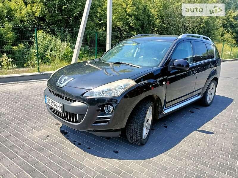 Позашляховик / Кросовер Peugeot 4007 2008 в Рівному