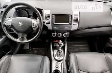 Позашляховик / Кросовер Peugeot 4007 2011 в Луцьку