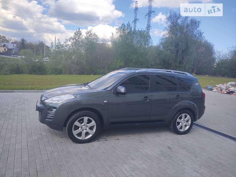 Позашляховик / Кросовер Peugeot 4007 2008 в Львові