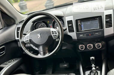 Внедорожник / Кроссовер Peugeot 4007 2012 в Стрые