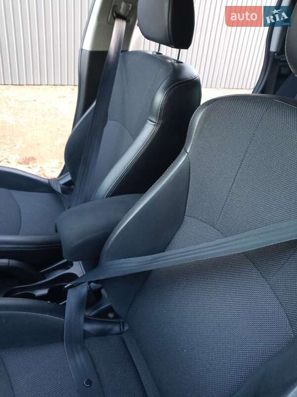 Позашляховик / Кросовер Peugeot 4007 2007 в Трускавці