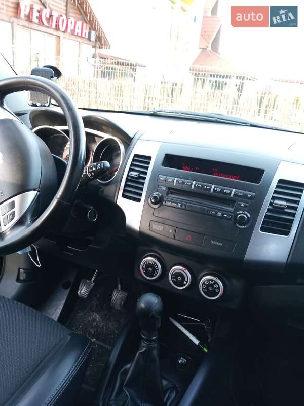 Позашляховик / Кросовер Peugeot 4007 2007 в Трускавці