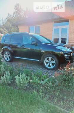 Внедорожник / Кроссовер Peugeot 4007 2008 в Гостомеле