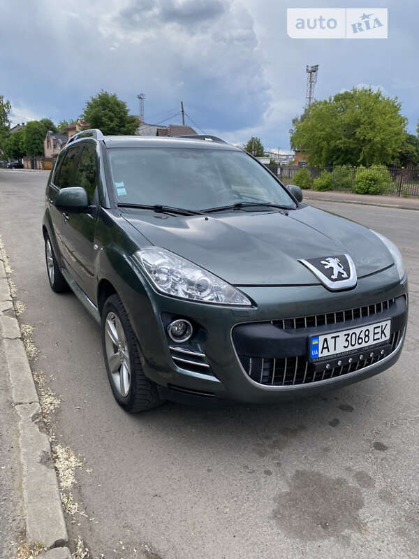 Позашляховик / Кросовер Peugeot 4007 2009 в Калуші