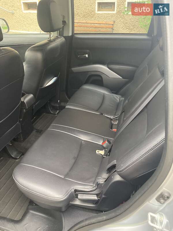 Позашляховик / Кросовер Peugeot 4007 2010 в Коломиї