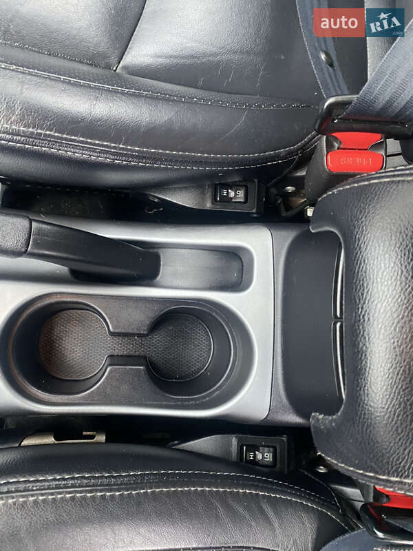 Позашляховик / Кросовер Peugeot 4007 2009 в Києві