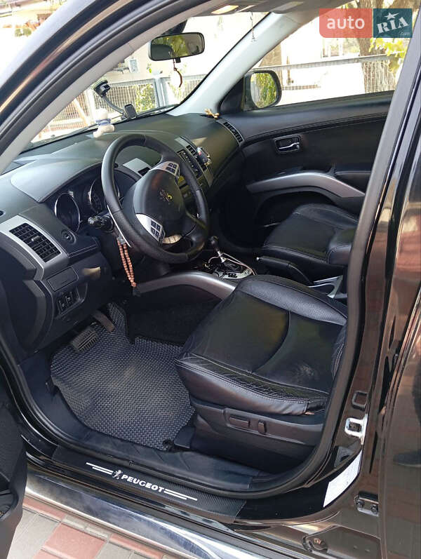 Позашляховик / Кросовер Peugeot 4007 2009 в Києві