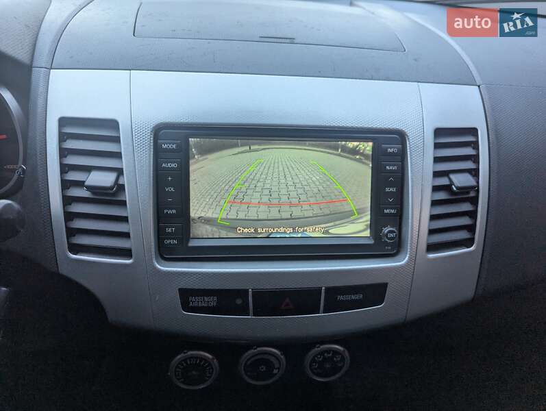 Позашляховик / Кросовер Peugeot 4007 2009 в Чернівцях