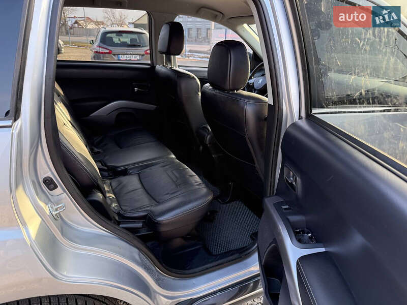 Внедорожник / Кроссовер Peugeot 4007 2011 в Коломые
