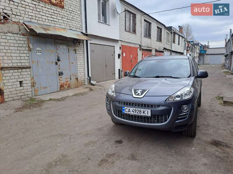 Внедорожник / Кроссовер Peugeot 4007 2012 в Черкассах