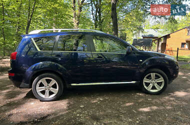 Позашляховик / Кросовер Peugeot 4007 2010 в 