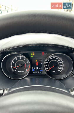 Позашляховик / Кросовер Peugeot 4007 2011 в 