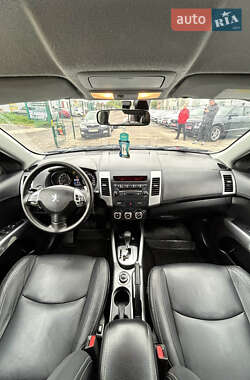 Позашляховик / Кросовер Peugeot 4007 2011 в 