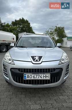 Позашляховик / Кросовер Peugeot 4007 2012 в Мукачевому