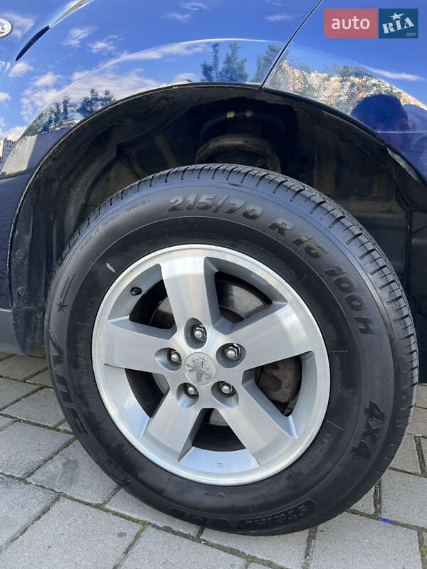 Внедорожник / Кроссовер Peugeot 4007 2011 в Львове