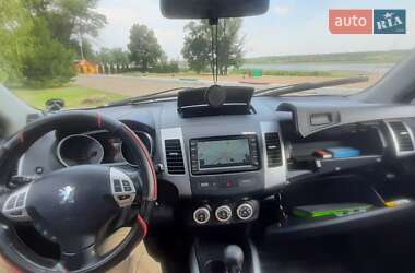 Внедорожник / Кроссовер Peugeot 4007 2009 в 