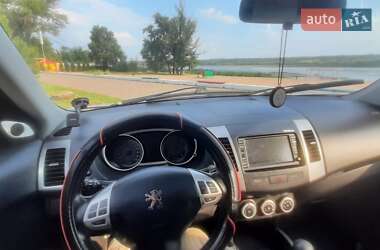 Внедорожник / Кроссовер Peugeot 4007 2009 в 