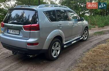 Внедорожник / Кроссовер Peugeot 4007 2009 в 