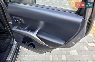 Внедорожник / Кроссовер Peugeot 4007 2011 в 