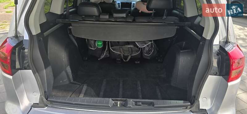 Позашляховик / Кросовер Peugeot 4007 2011 в Калуші