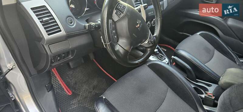 Позашляховик / Кросовер Peugeot 4007 2011 в Калуші