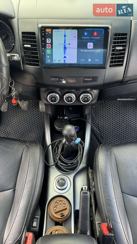 Позашляховик / Кросовер Peugeot 4007 2010 в Києві