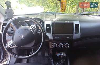 Внедорожник / Кроссовер Peugeot 4007 2008 в 