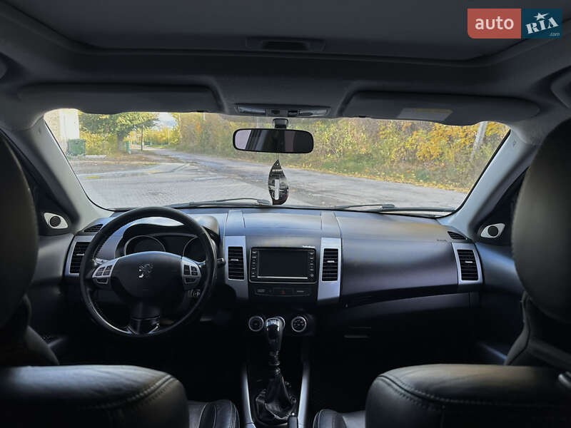 Внедорожник / Кроссовер Peugeot 4007 2007 в Дубно фото 16 Внедорожник / Кроссовер Peugeot 4007 2007 в Дубно