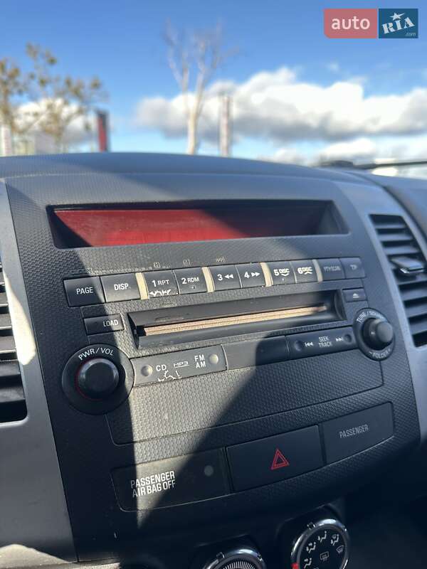 Позашляховик / Кросовер Peugeot 4007 2011 в Білогородці фото 35 Позашляховик / Кросовер Peugeot 4007 2011 в Білогородці