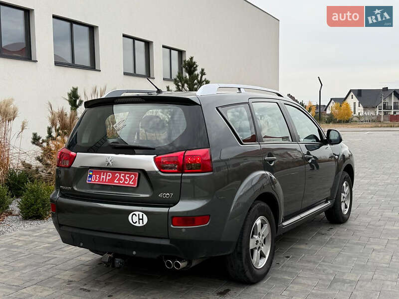 Внедорожник / Кроссовер Peugeot 4007 2010 в Луцке