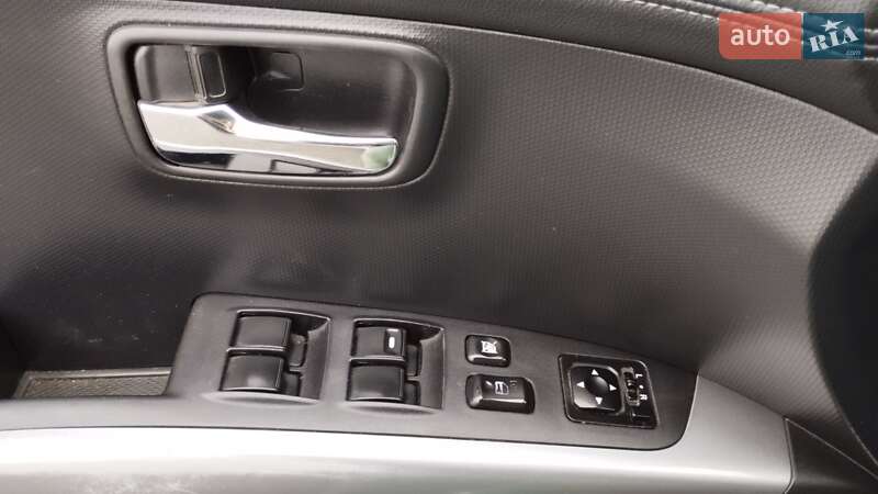 Внедорожник / Кроссовер Peugeot 4007 2010 в Львове