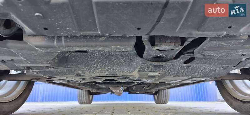 Внедорожник / Кроссовер Peugeot 4007 2010 в Нововолынске фото 37 Внедорожник / Кроссовер Peugeot 4007 2010 в Нововолынске