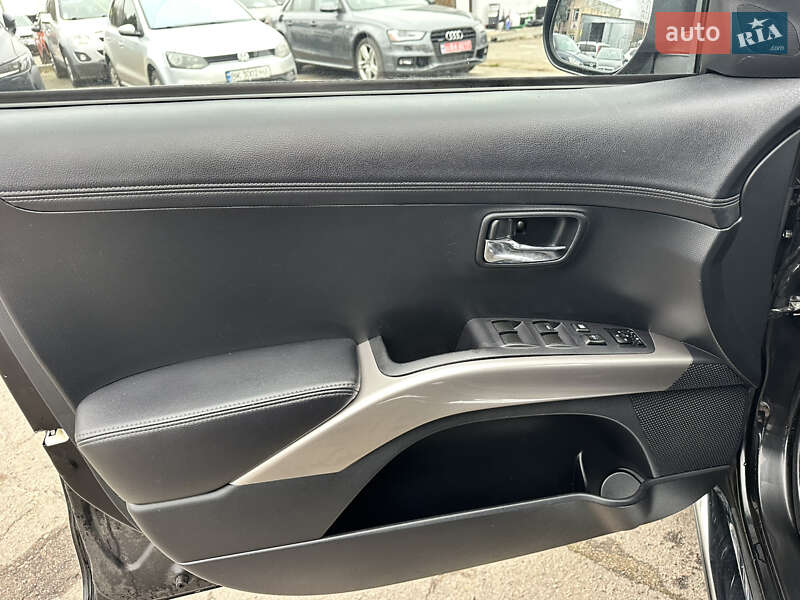 Внедорожник / Кроссовер Peugeot 4007 2010 в Дубно